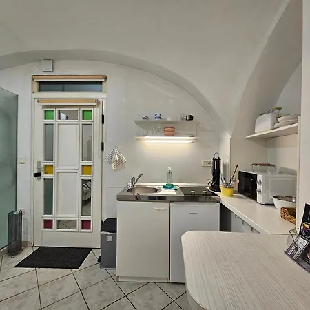 Tiny Nika * リュブリャナ