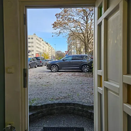 Tiny Nika アパート *