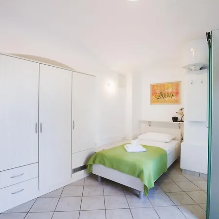 Tiny Nika Apartman Ljubljana